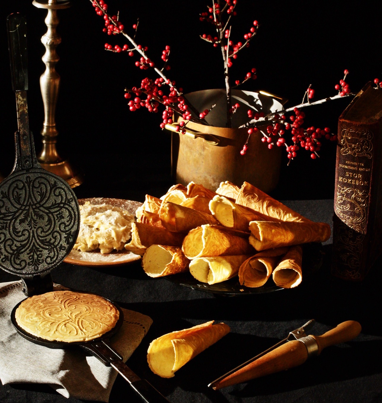 Norwegian Christmas cookies – krumkaker served for the holidays